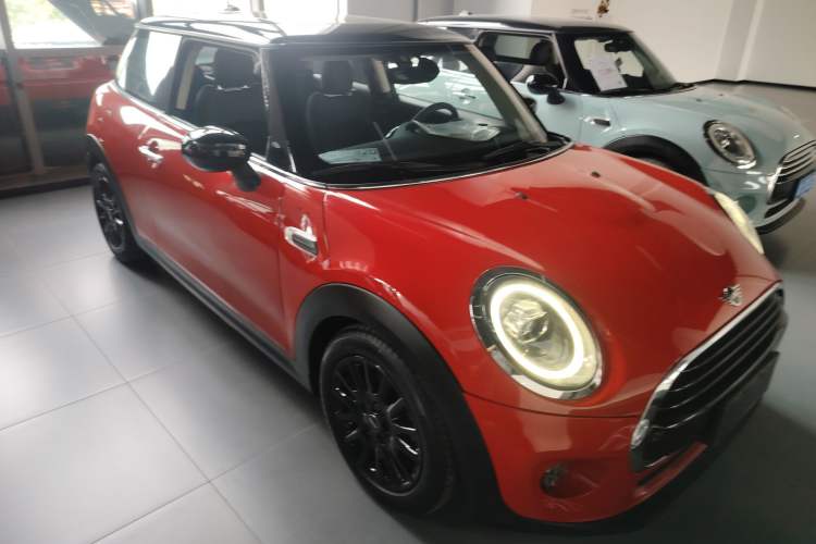 Used MINI MINI 2019 1.5T COOPER Classic Edition