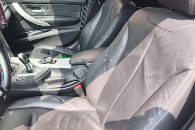 Used BMW 3 Series 2013 320i Sport Edition Left Front Seat