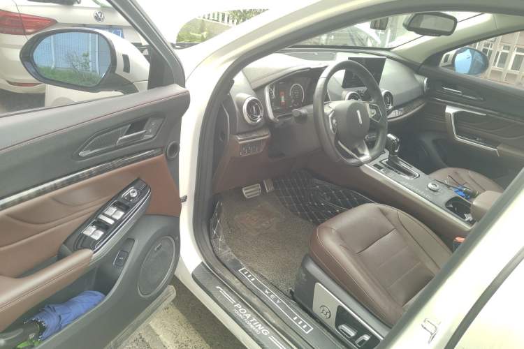 Used Wey VV5 2017 2.0T Flagship Edition
