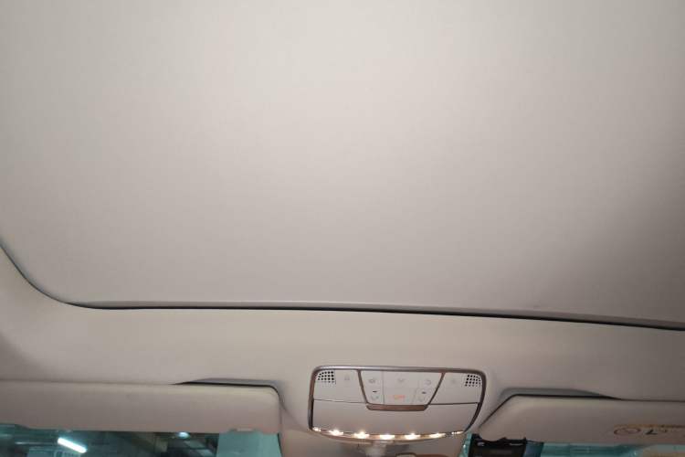 Used Mercedes-Benz S-Class 2014 S 320 L Luxury Model Headliner