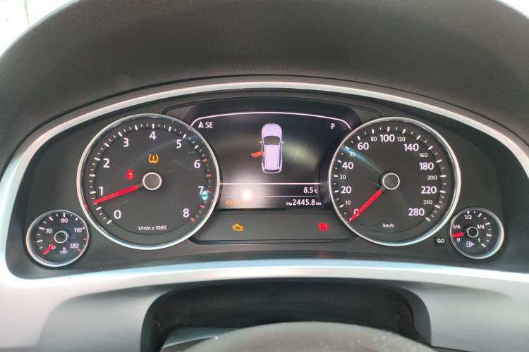 Used Volkswagen Touareg 2011 3.0 TSI Comfort Version
