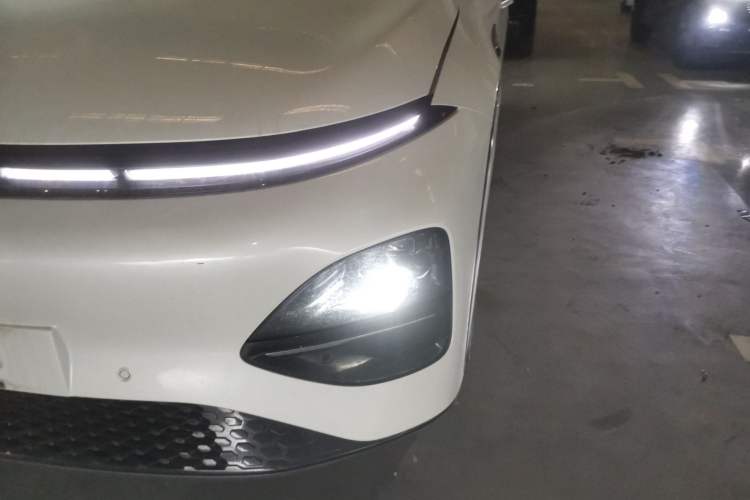 Used XPeng G6 2023 580 Long-Range Pro Left Front Headlight