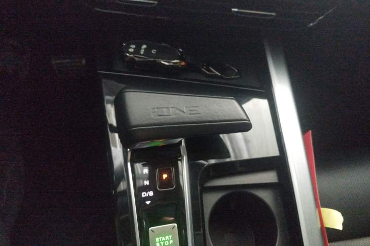 Used MG ONE 2022 α-Smart Sports Series 1.5T Advanced Edition Gear Lever