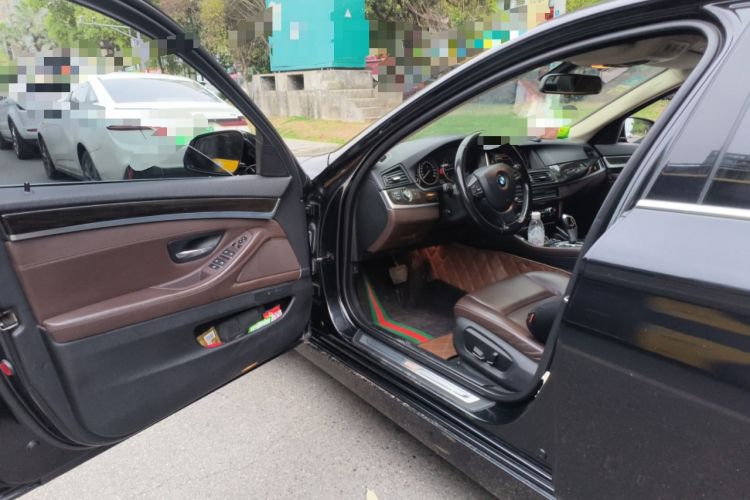 Used BMW 5 Series 2014 525Li Luxury Design Package
