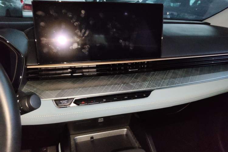 Used Geely Auto Emgrand L 2022 1.4T CVT Ultimate Model
