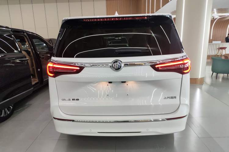 Used Buick GL8 2023 ES Lu Zun Deluxe Model