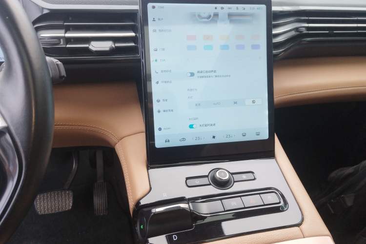 Used Nio ES8 2018 355 km Base Version 7-Seater Edition