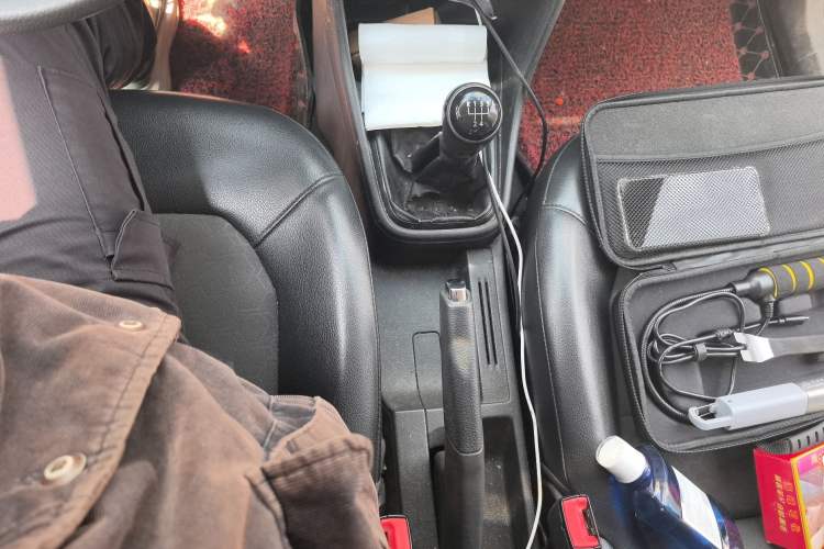 Used Volkswagen Santana 2015 1.6L Manual Comfort Edition
