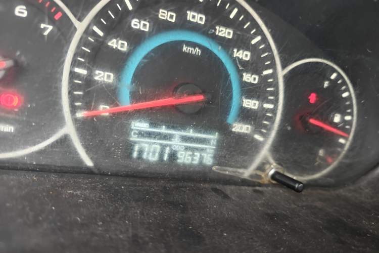 Used Wuling Rongguang V 2016 1.5L Standard Version