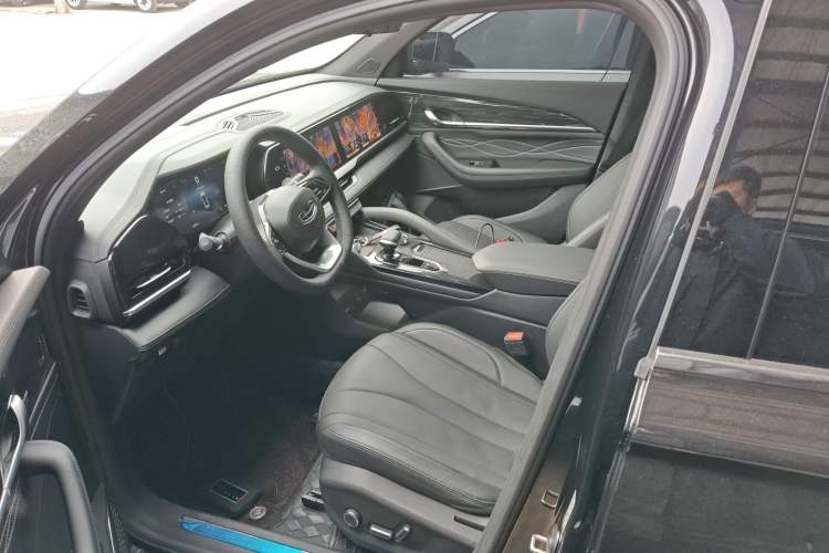 Used Geely Auto Monjaro L 2024 2.0TD DCT EVO Two-Wheel Drive Long-Range Version