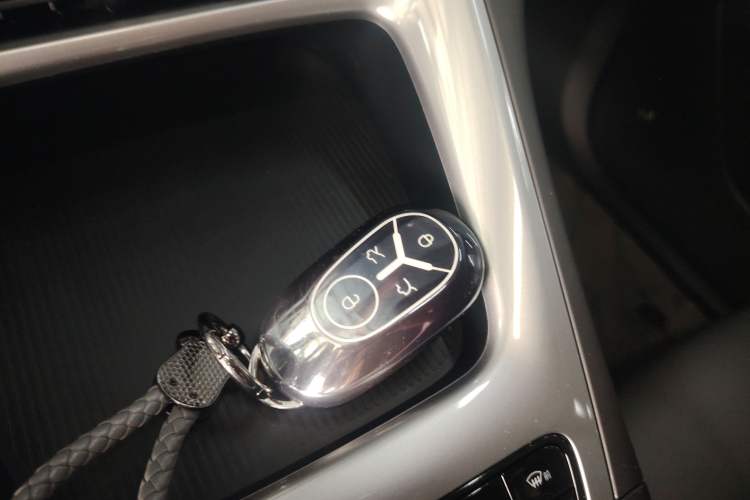 Used Geely Galaxy Geome 2026 Model 310km Youth Edition Interior 1