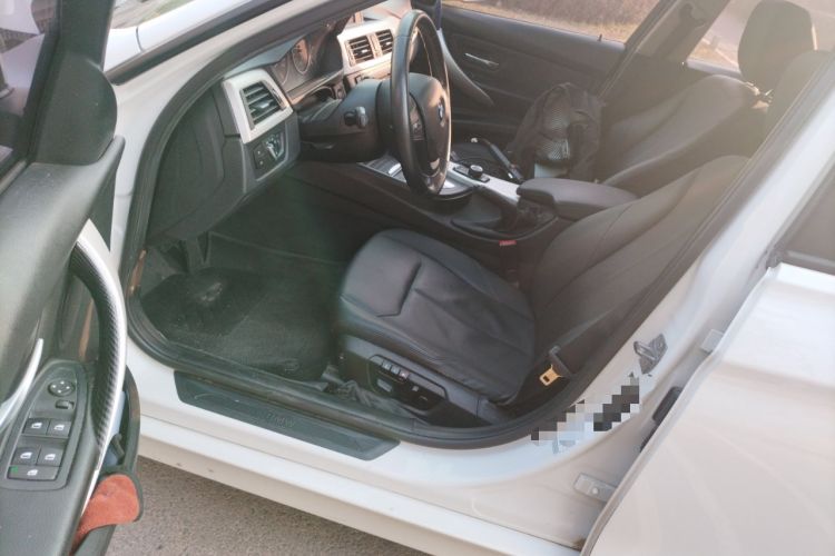 Used BMW 3 Series 2015 320i Luxury Line Stylish Edition