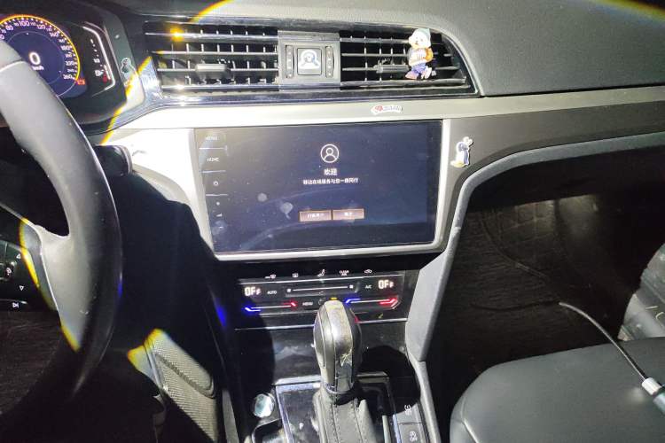 Used Volkswagen Lamando 2021 280TSI DSG Comfort Edition
