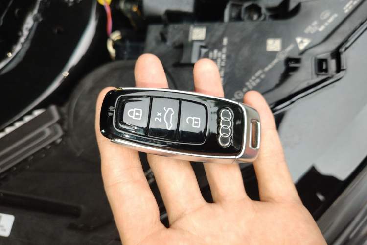 Used Audi Q7 2022 55 TFSI quattro S line Prestige Edition Interior 1