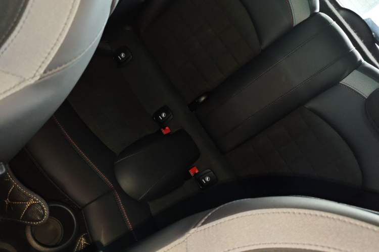 Used MINI JCW 2023 Facelift 2.0T JOHN COOPER WORKS ALL-IN Left Rear Seat