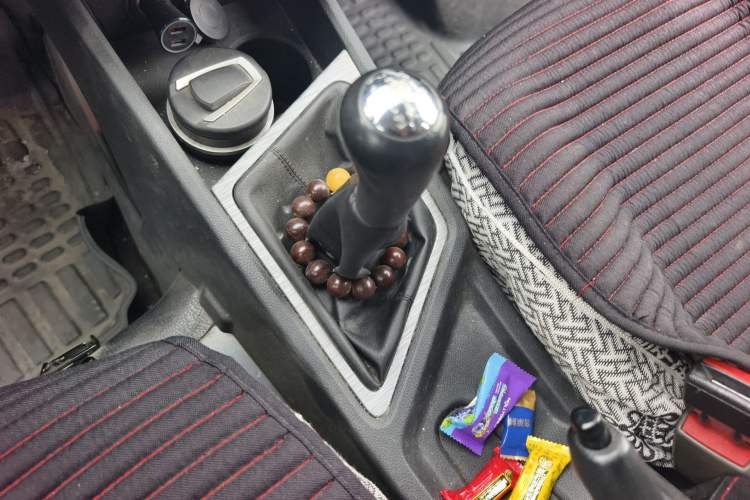 Used CHANGAN KAICHENG Ruixing M60 2023 1.5L GDI Comfort Van 2-Seater Gear Lever