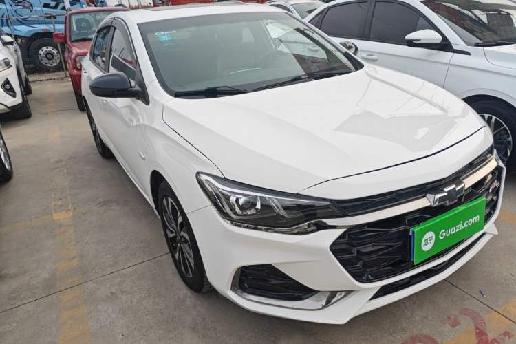 Used Chevrolet Monza 2019 RS 330T Automatic Sporty Edition China VI Standard Front Right 45 Deg
