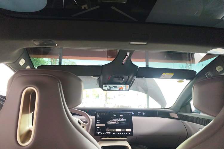 Used Avatr 12 2024 700 Three-Laser Rear-Wheel Drive Luxury Edition Headliner