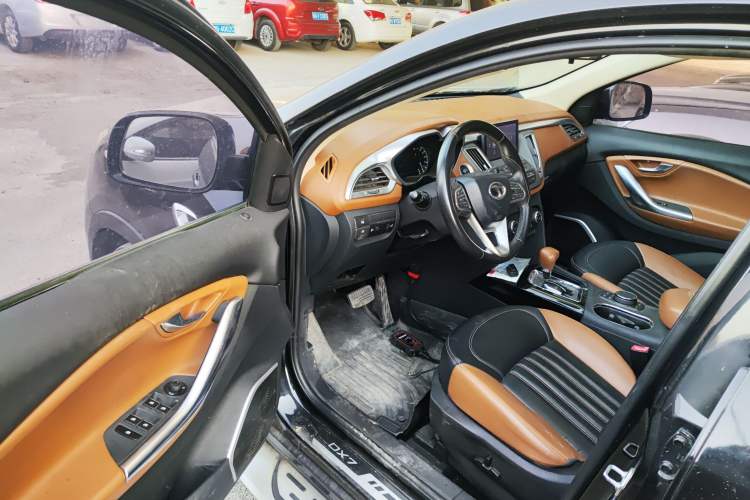 Used Soueast DX7 2015 1.5T Automatic Luxury Model