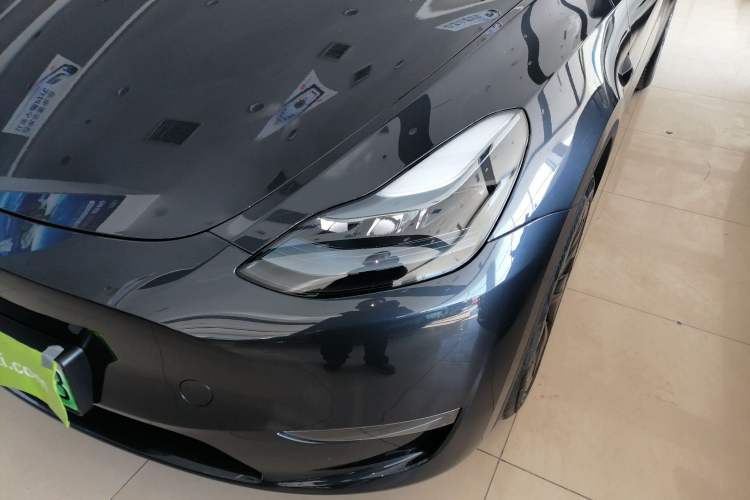 Used Tesla Model Y 2024 Long-Range All-Wheel-Drive Version
