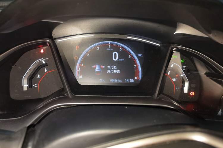 Used Honda Civic 2021 HATCHBACK 220TURBO CVT Trendy Cool Edition Odometer Close Up