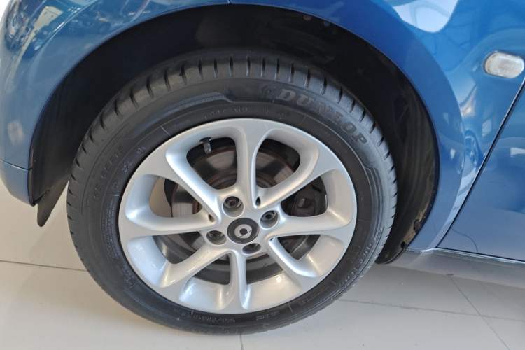 Used smart fortwo 2015 1.0L 52 kW hardtop Dynamic version
