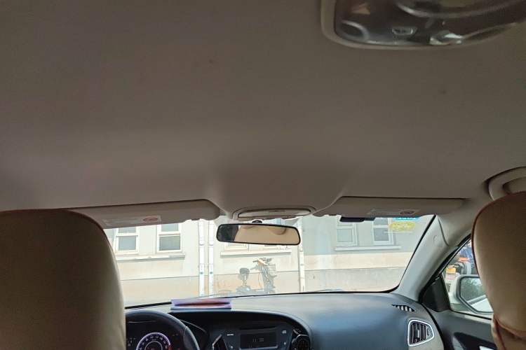 Used GAC Trumpchi GA3S Vision 2014 1.6L Automatic Elite ESP Version
