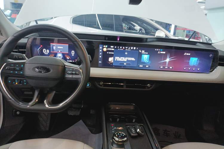 Used Ford Mondeo 2023 EcoBoost 245 Ultimate Model
