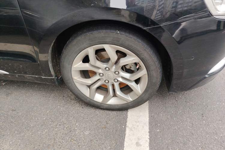 Used Geely Auto Emgrand GT 2015 1.8T Flagship Model
