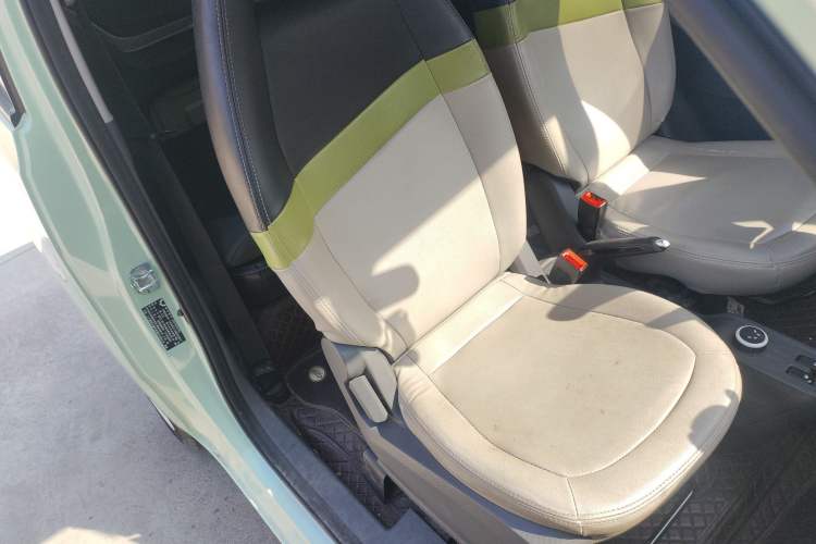 Used Wuling Hongguang MINIEV 2022 Macaron Fashion Model Lithium Iron Phosphate