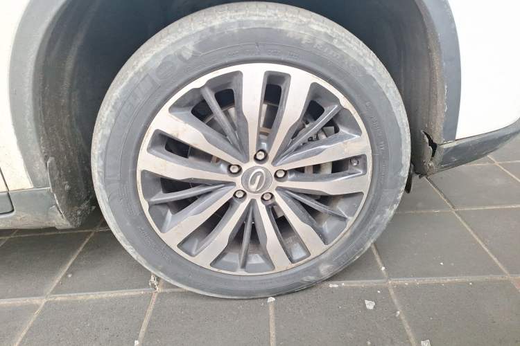 Used GAC Trumpchi GS4 New Energy 2017 1.5L PHEV Deluxe Edition Right Front Wheel Hub