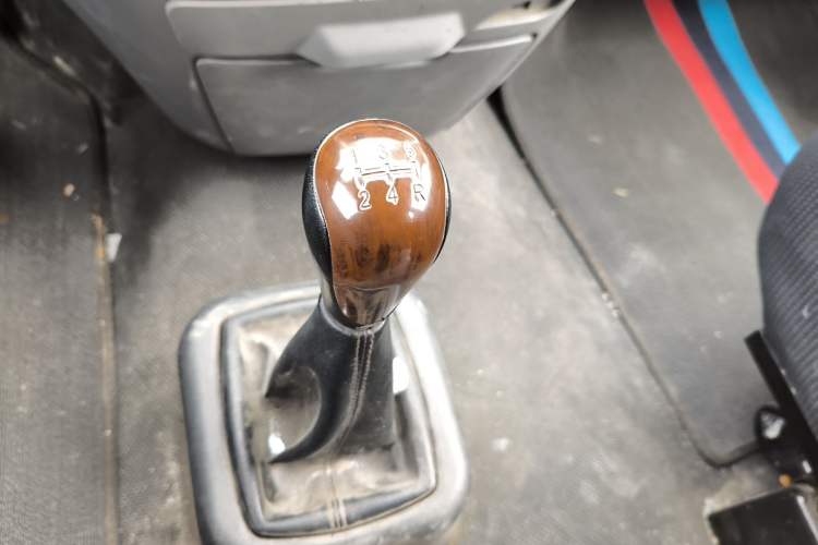 Used Foton MP-X E 2017 2.0L New Express Long Wheelbase 4Q20M