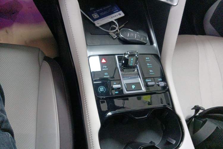 Used BYD Song PLUS New Energy 2025 DM-i Smart Drive 112KM Prestige Model