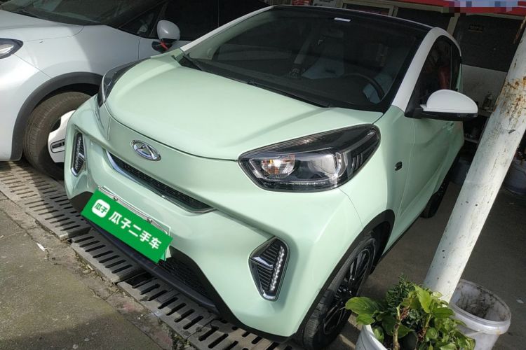 Used Chery Little Ant 2022 Sweet Pink Edition Half-Sugar Version Lithium Iron Phosphate 29.2 kWh 30 kW 301 km