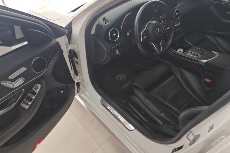 Used Mercedes-Benz C-Class 2019 Restyled C 260 L Sport Edition Driver Seat