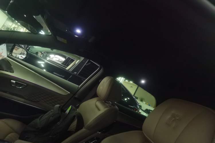 Used BYD Han 2023 EV Champion Edition 715KM Front-Drive Prestige Model
