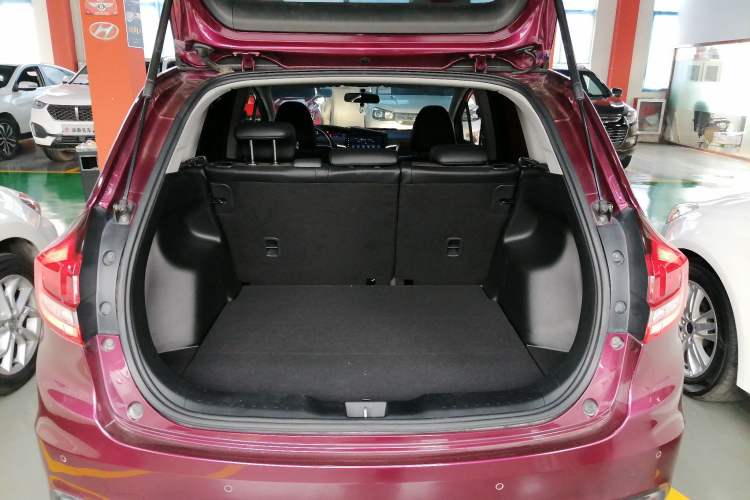 Used Honda Jade 2017 1.8L automatic Comfort version 5 seats