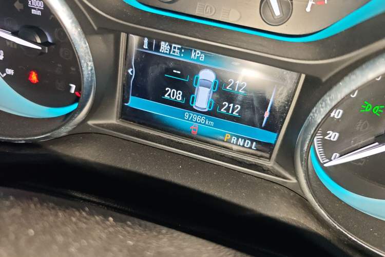 Used Buick Envision 2016 20T Two-Wheel-Drive Elite Model
