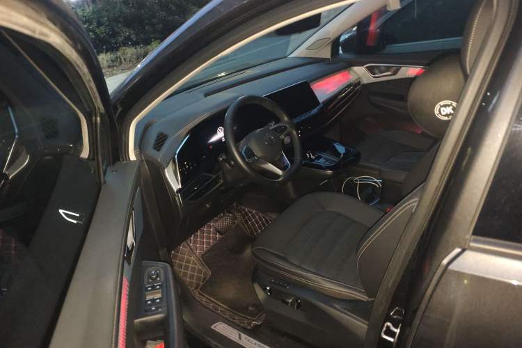 Used Volkswagen Talagon 2024 380TSI All-Wheel Drive Luxury Prestige Pro 7-Seater