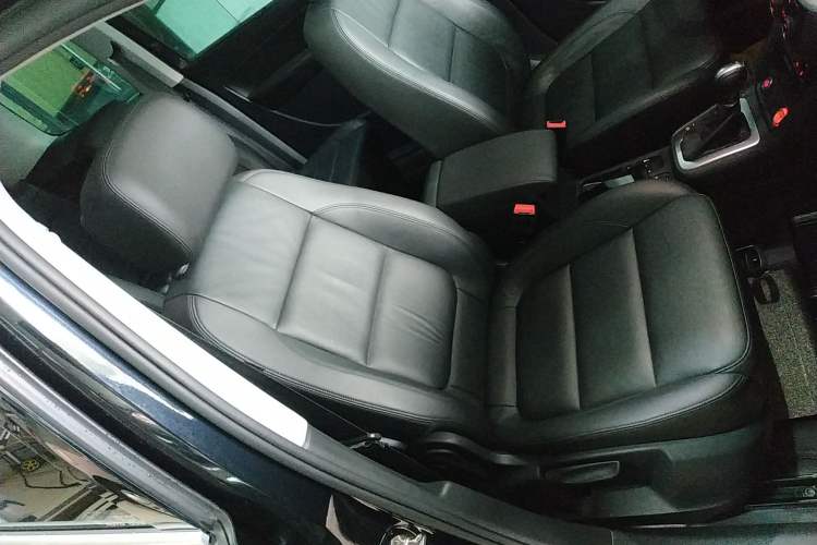 Used Volkswagen Sharan 2019 380TSI Comfort Edition 7-Seater
