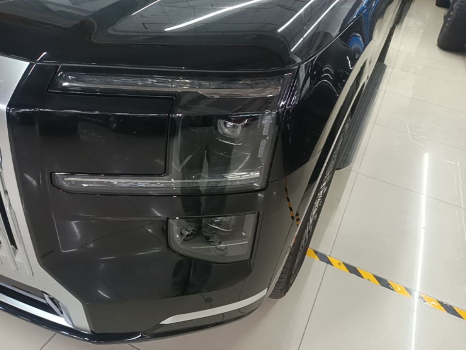 Zeekr 9X 2026 Model Ultra Edition 55kWh Five-Seater — снимка 8
