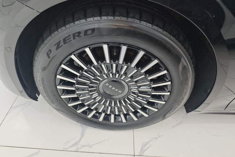 Used Zeekr 009 2022 WE Edition