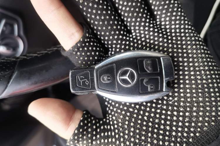 Used Mercedes-Benz V-Class 2017 V 260 Prestige Edition