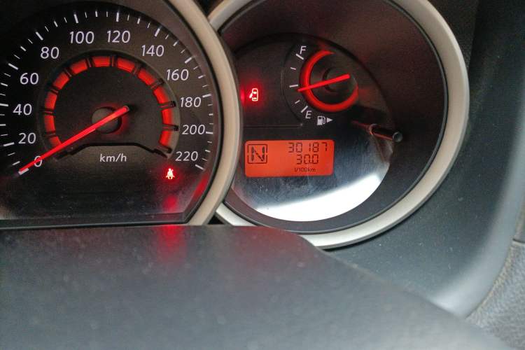 Used Nissan Sylphy 2018 Classic 1.6XE+ CVT Leading Edition Odometer Close Up