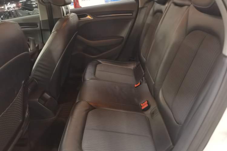 Used Audi A3 2017 Sportback 35 TFSI Fashion Model
