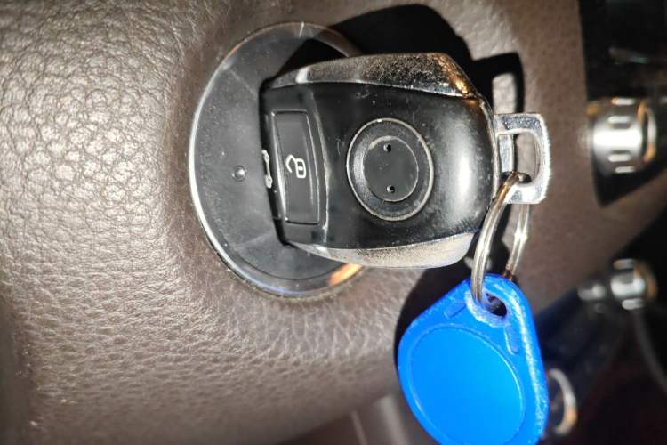 Used Volkswagen Touareg 2015 3.0 TSI Standard Model
