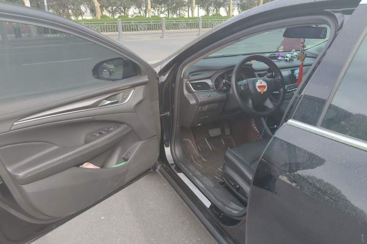 Used Buick LaCrosse 2022 652T Luxury Version