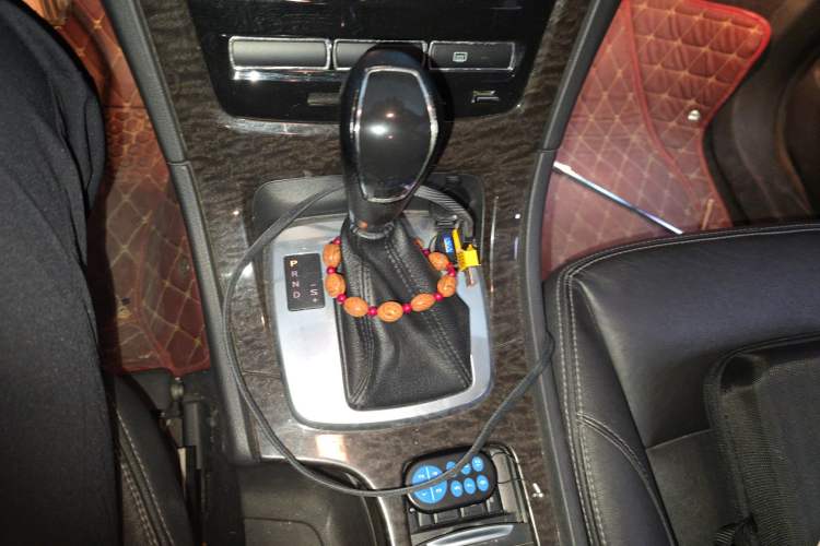 Used Ford Mondeo 2013 2.3L Luxury Model Gear Lever