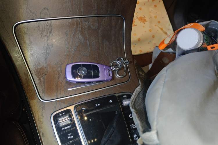 Used Mercedes-Benz GLC 2020 Facelift GLC 300 L 4MATIC Dynamic Edition Vehicle Key