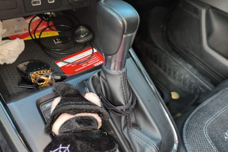 Used Honda Breeze 2023 240TURBO Two-Wheel-Drive Luxury Edition 5 Seats Gear Lever